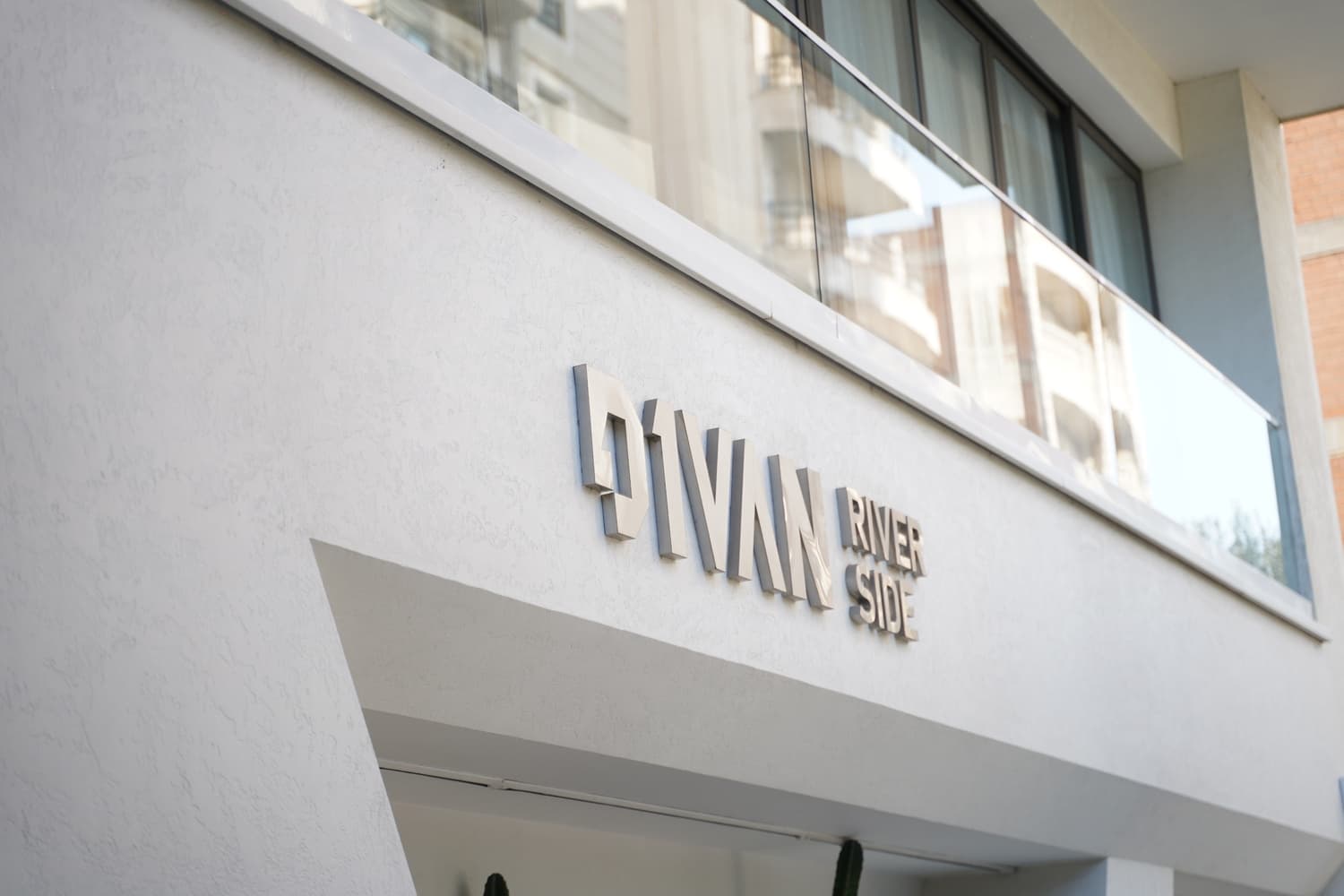 image for DIVAN RIVER SIDE