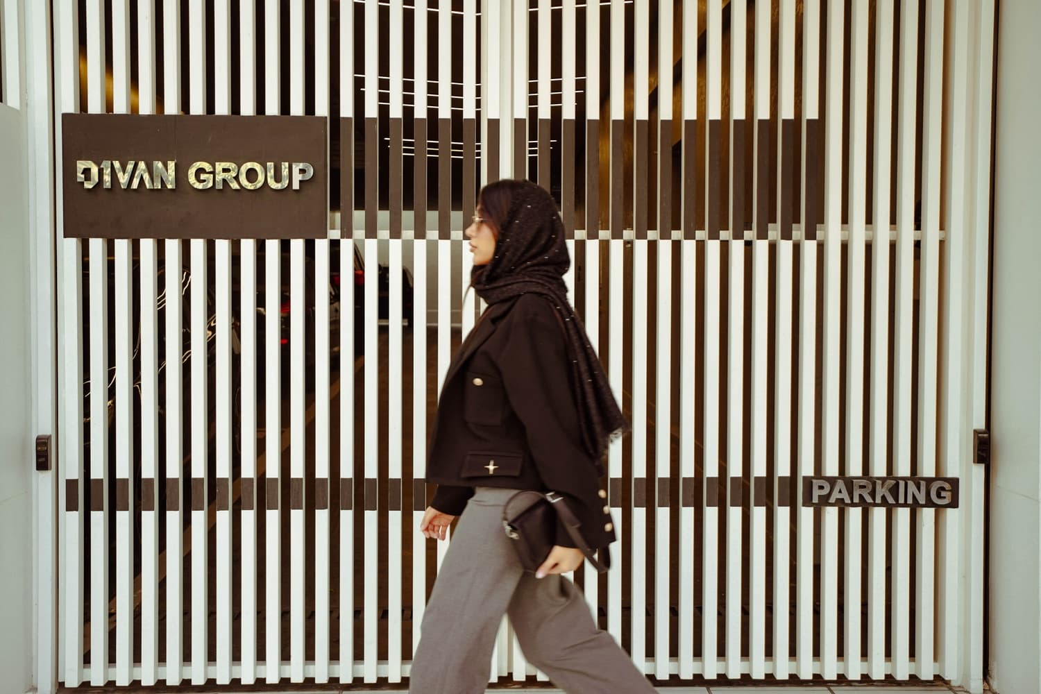 image for DIVAN PARADIGM TOWER